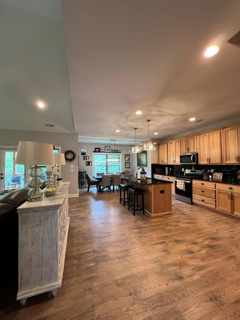 416303 Morganton Residential