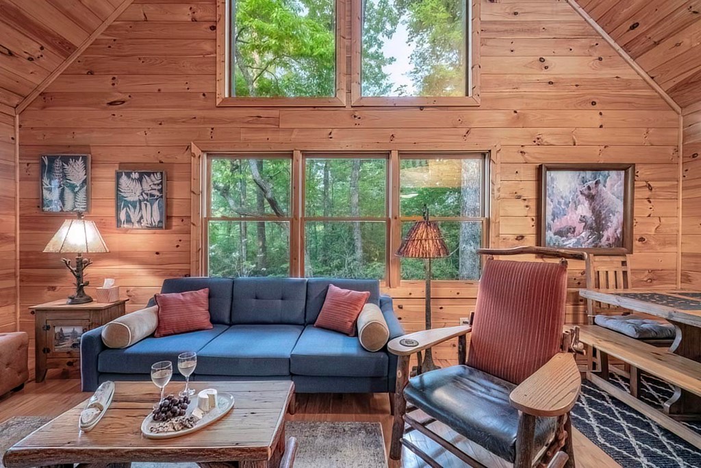 416304 Blue Ridge Residential
