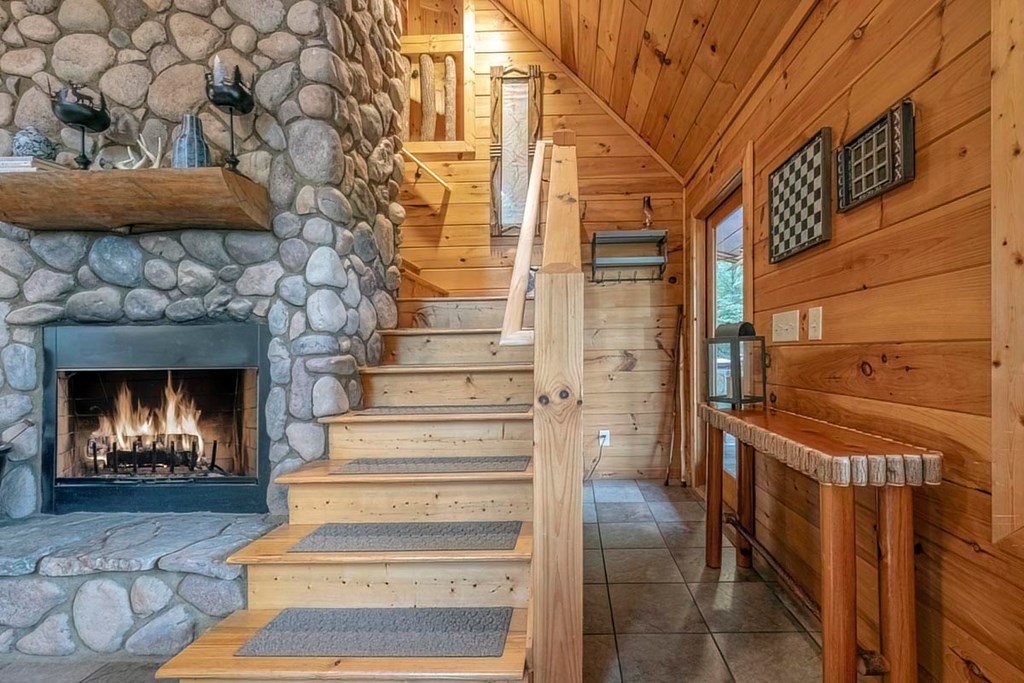 416304 Blue Ridge Residential