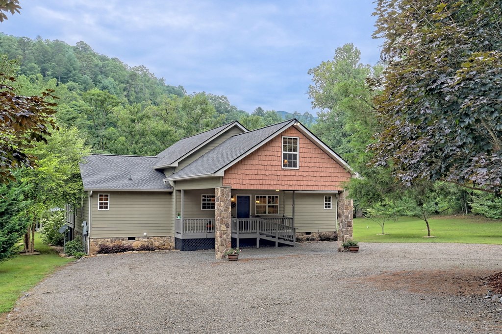 416318 Hiawassee Residential