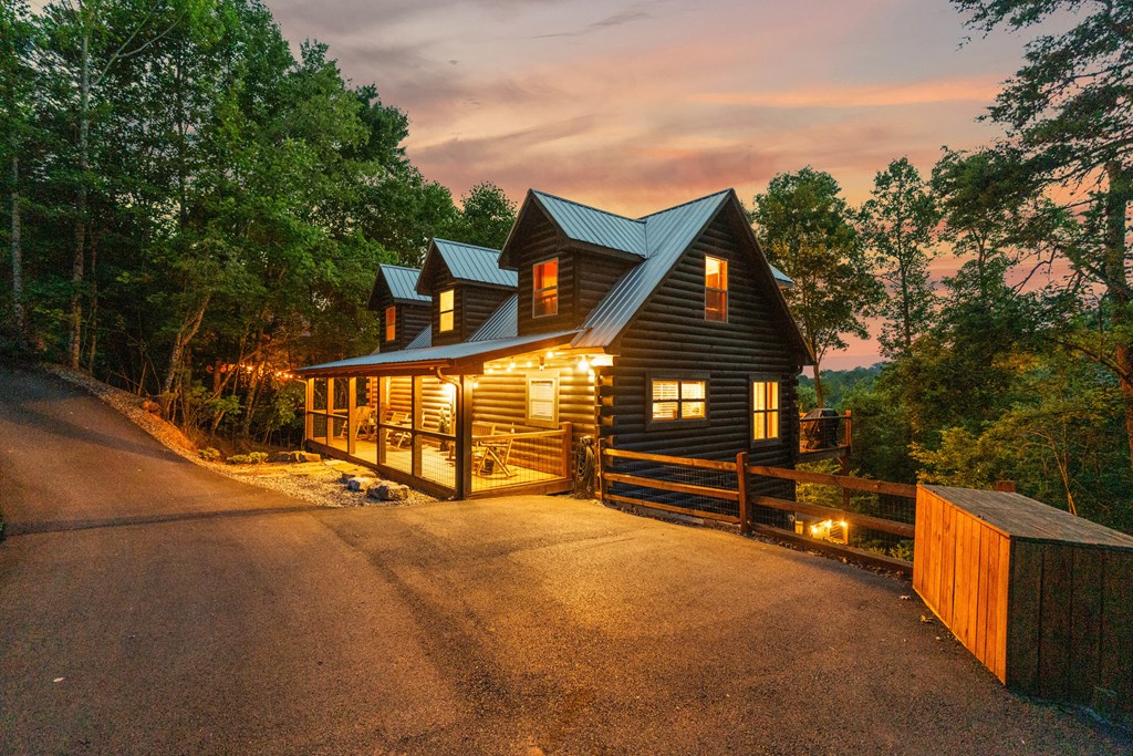 416326 Morganton Residential