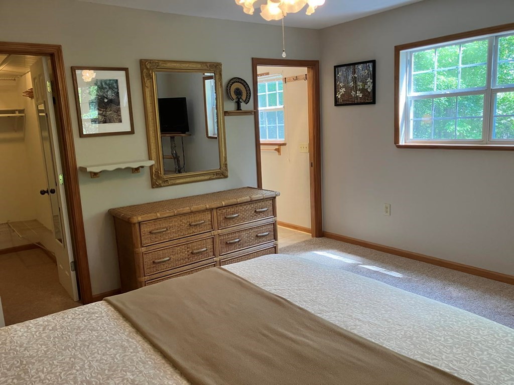 416328 Young Harris Residential