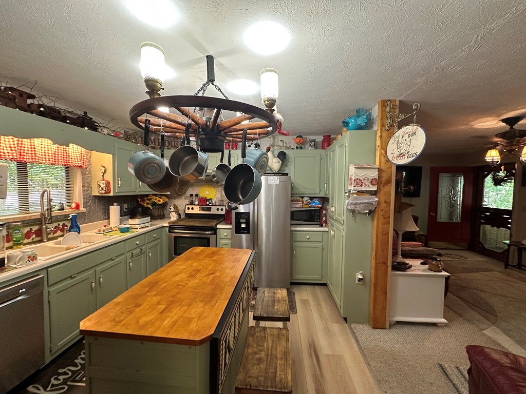 416333 Murphy Residential