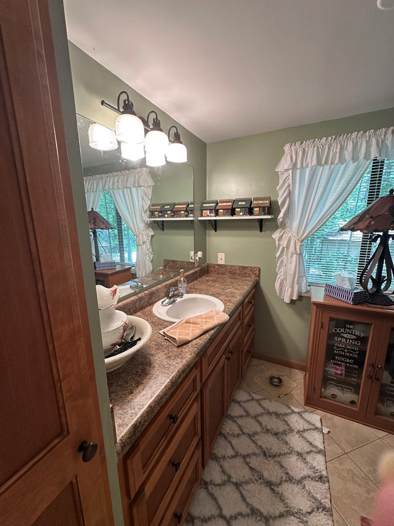 416333 Murphy Residential