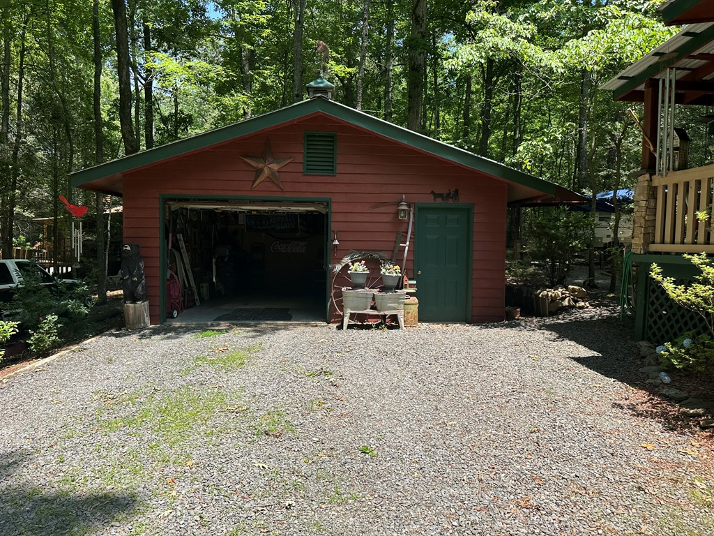 416333 Murphy Residential