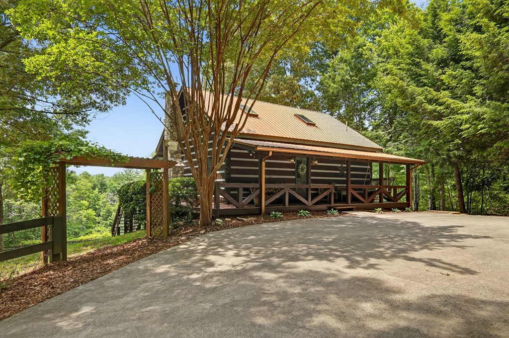 416336 Blue Ridge Residential