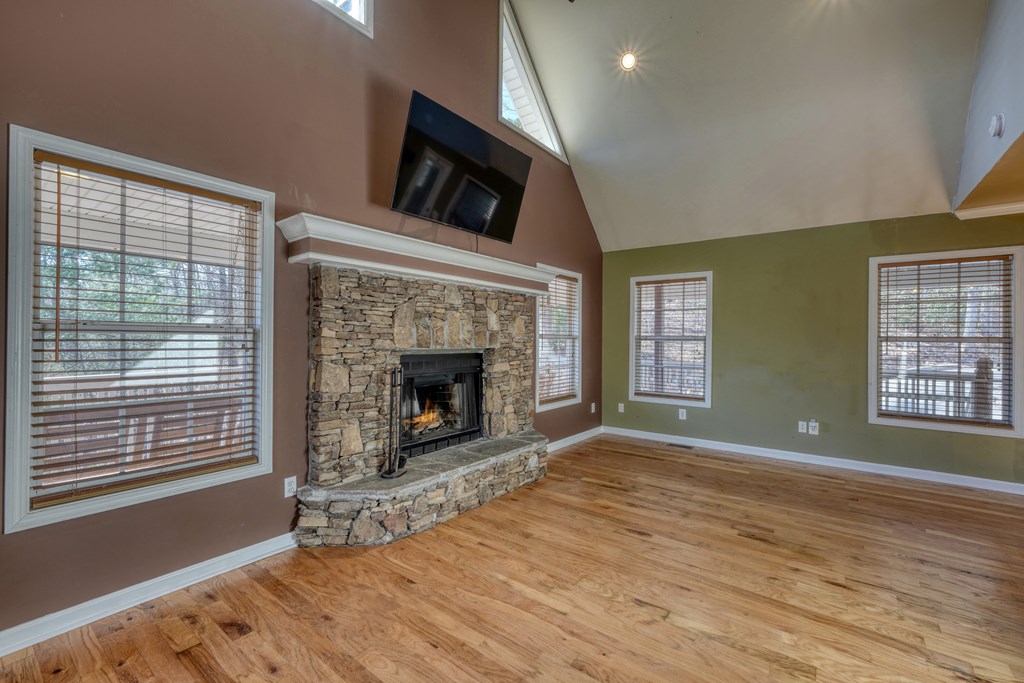 416338 Hiawassee Residential