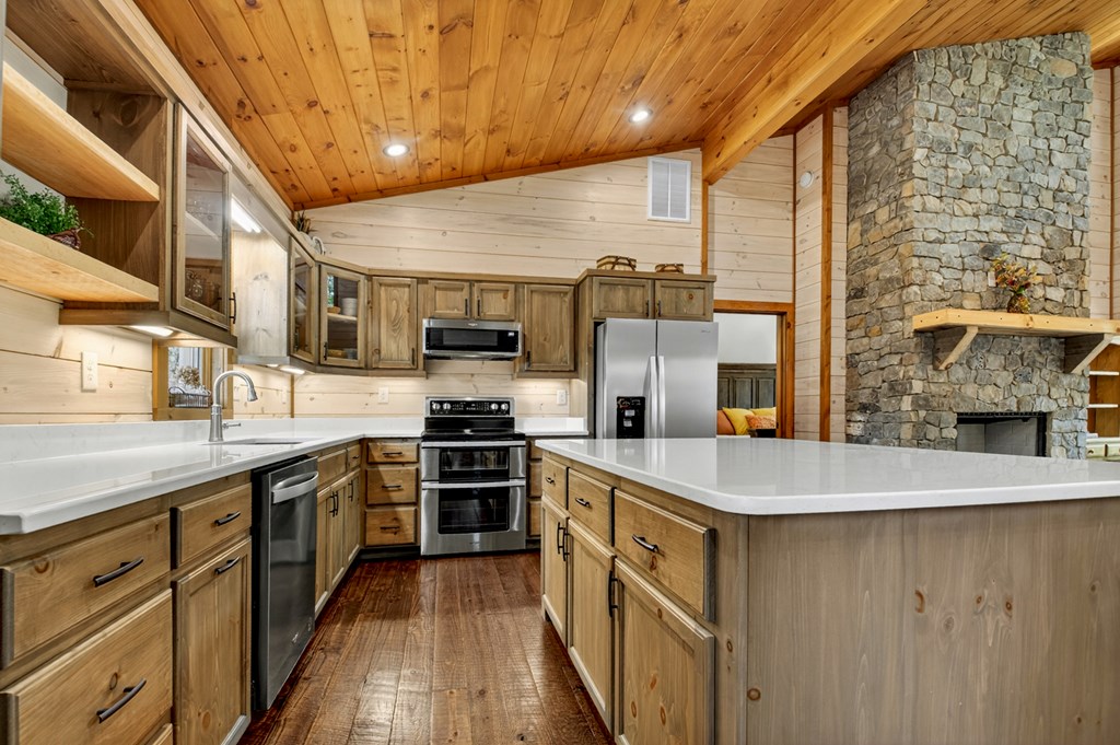 416339 Morganton Residential
