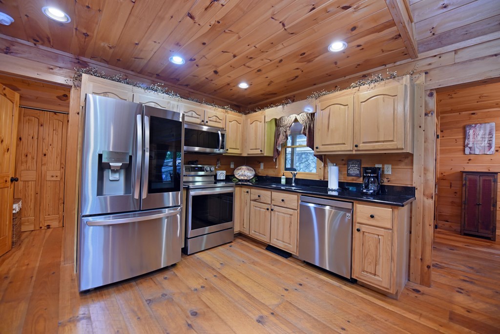 416340 Morganton Residential