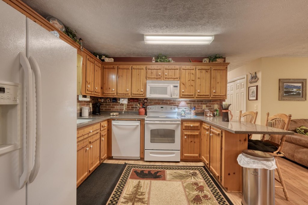 416356 Hiawassee Residential