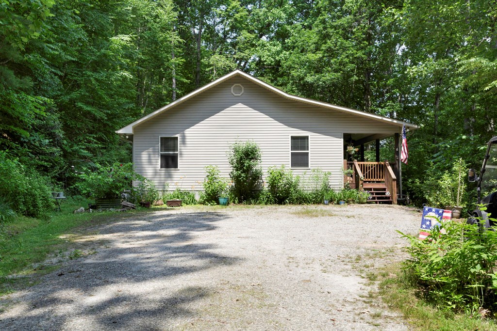 416364 Hayesville Residential