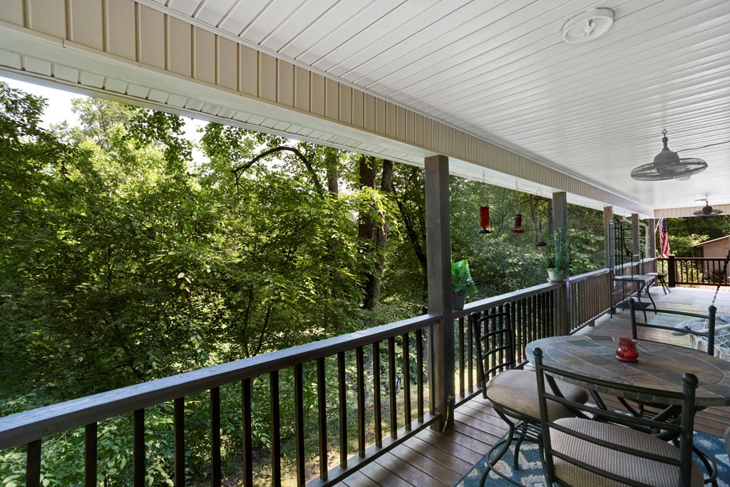 416364 Hayesville Residential