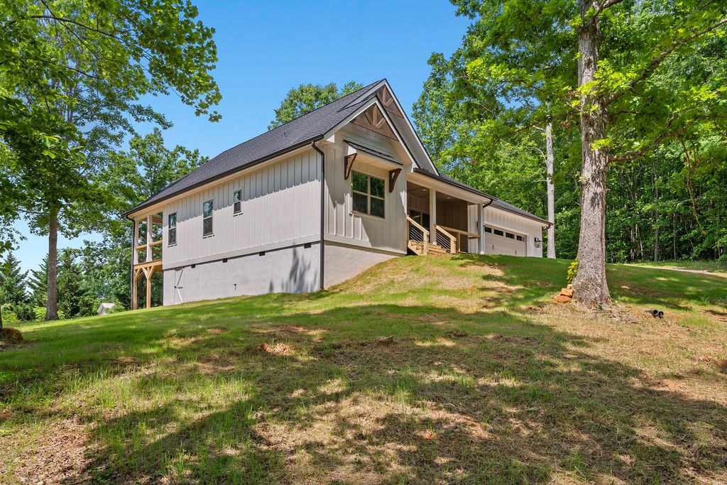 416365 Hayesville Residential