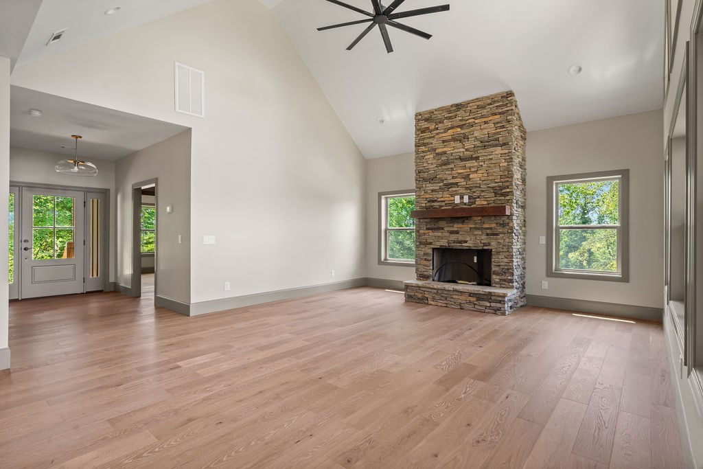 416365 Hayesville Residential