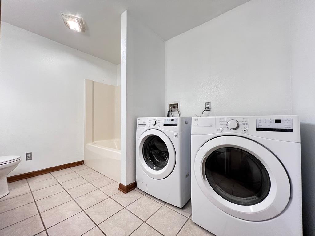 416369 Murphy Residential