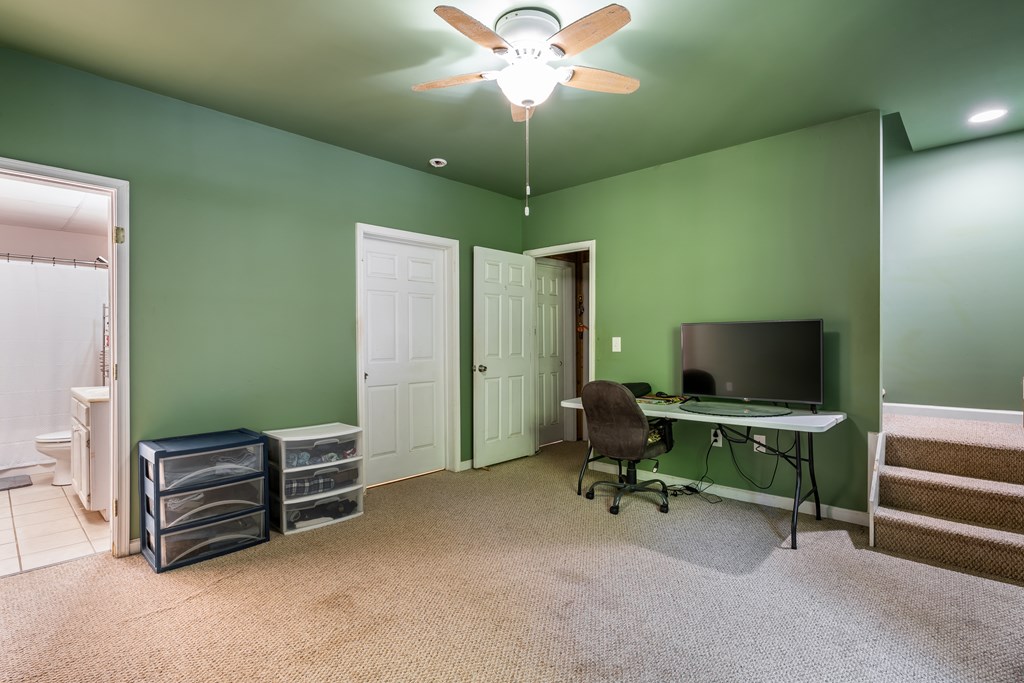 416373 Morganton Residential
