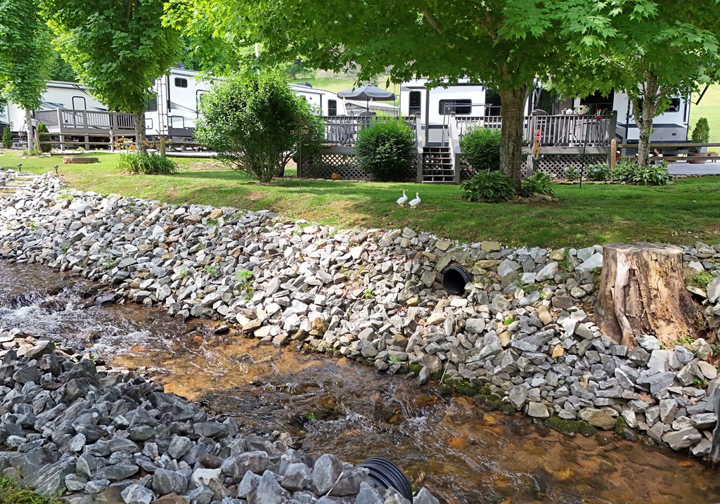 416374 Blairsville Residential