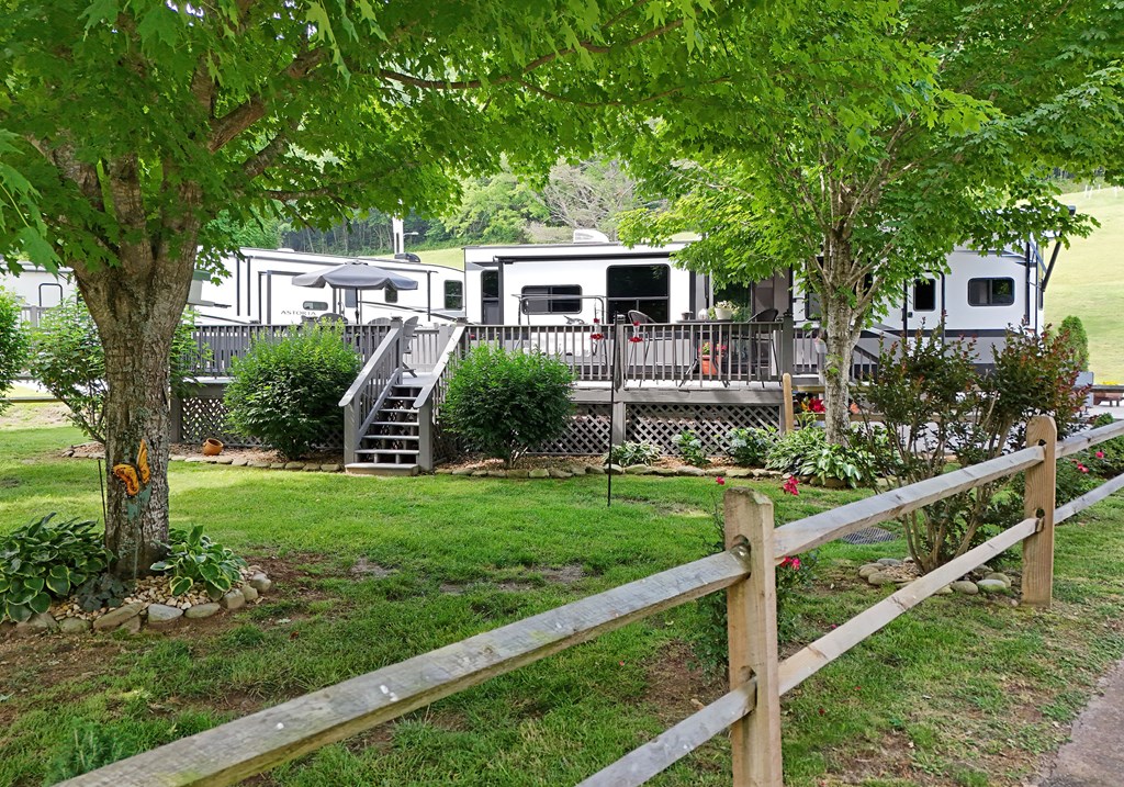 416374 Blairsville Residential