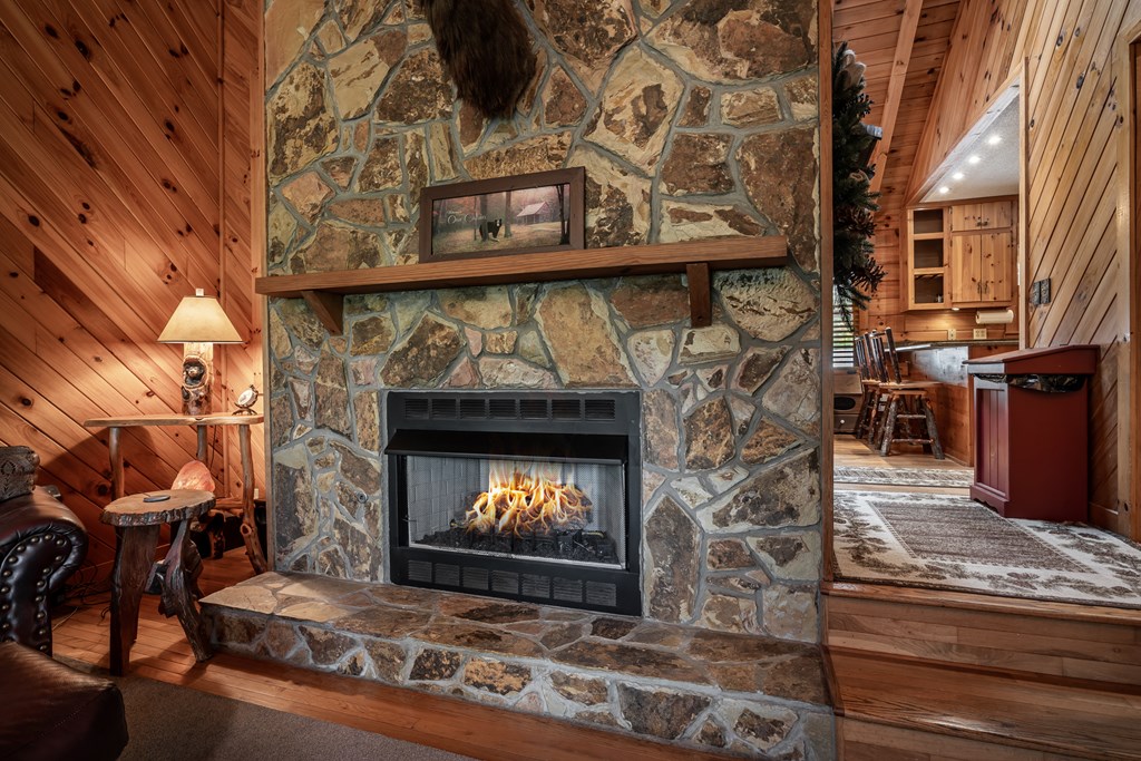 416375 Cherry Log Residential