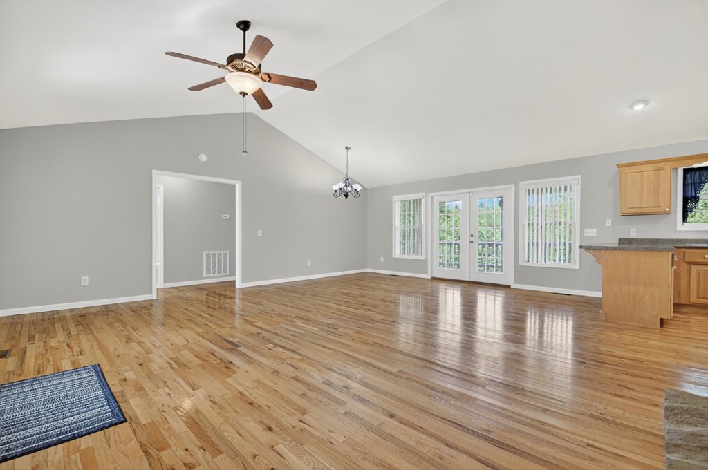 416387 Mineral Bluff Residential