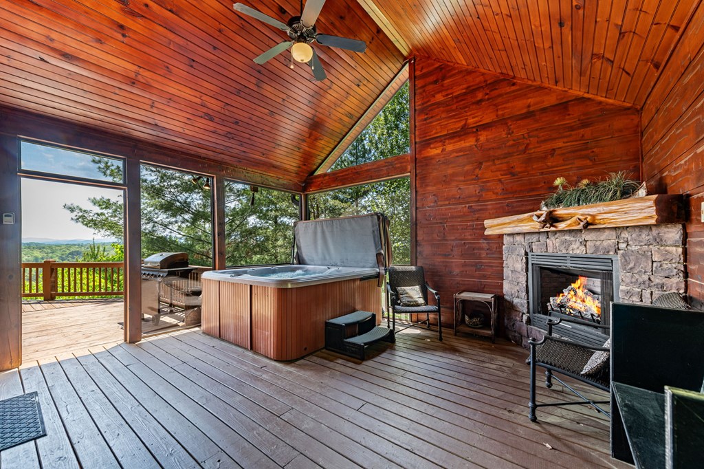 416393 Morganton Residential