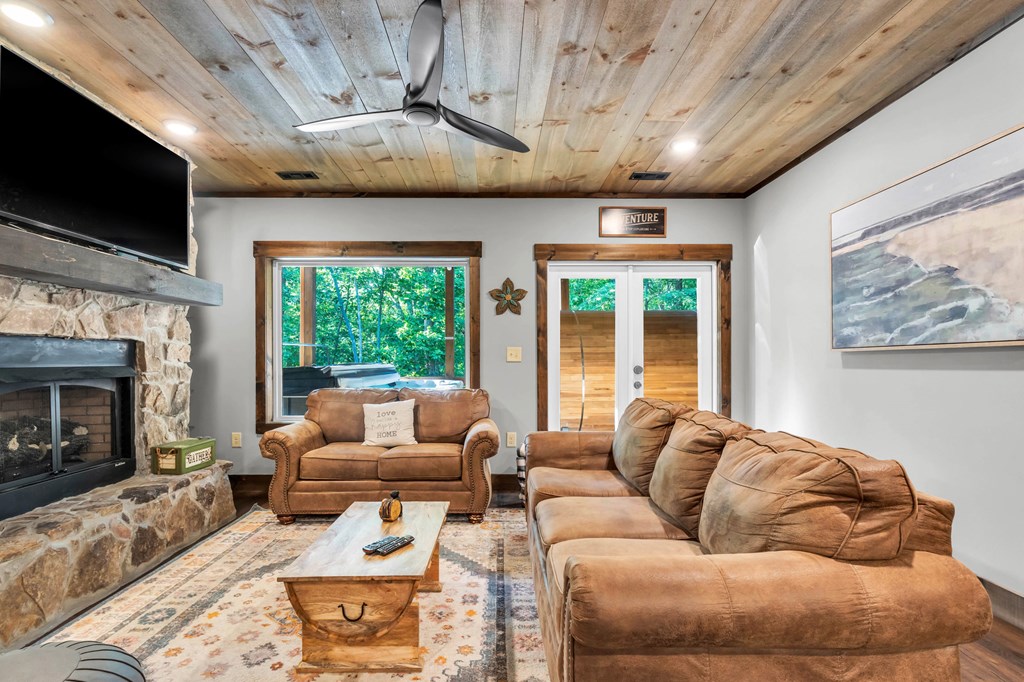 416396 Morganton Residential