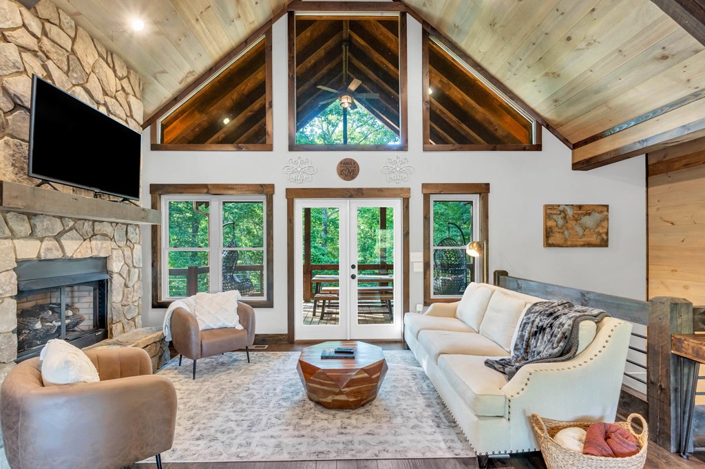 416396 Morganton Residential