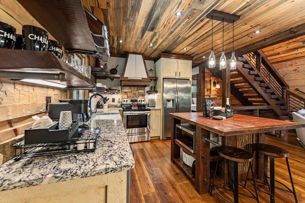 416399 Blue Ridge Residential