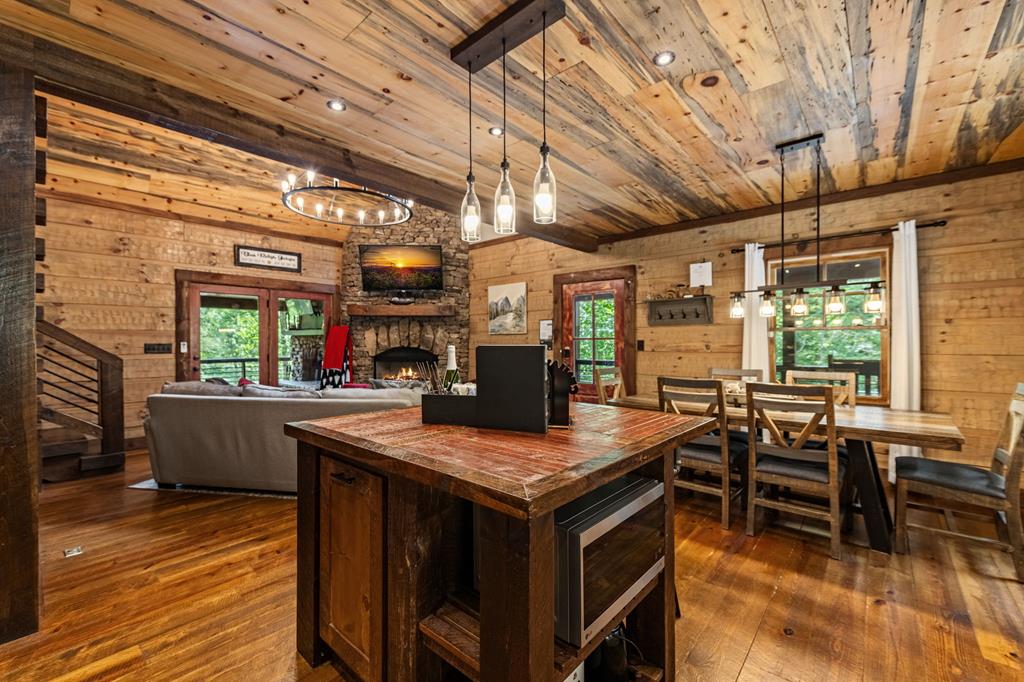 416399 Blue Ridge Residential