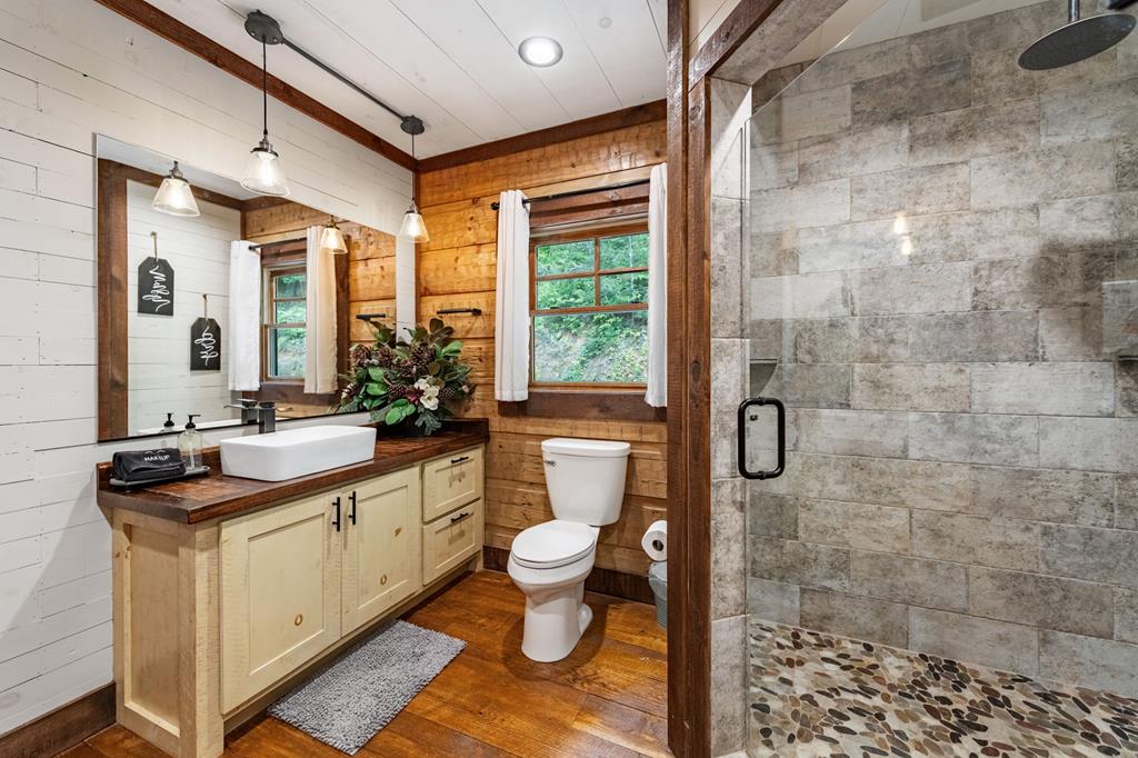 416399 Blue Ridge Residential