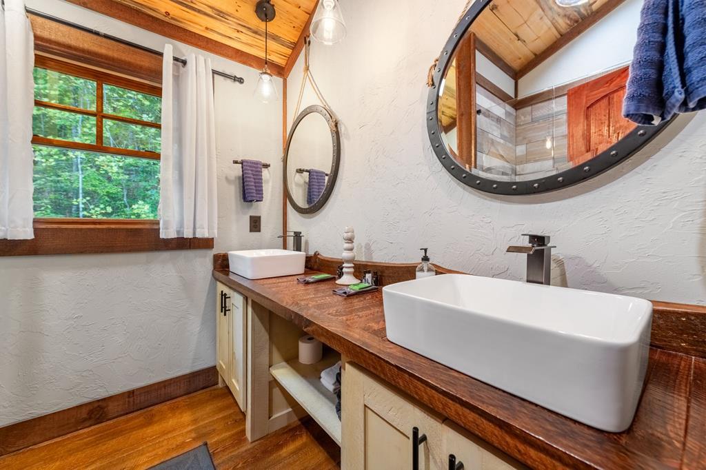 416399 Blue Ridge Residential
