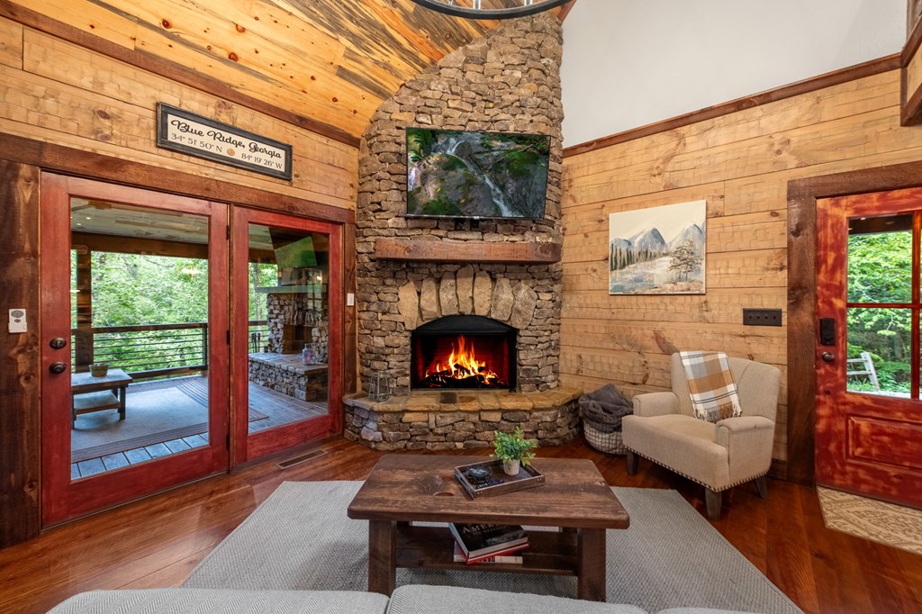 416399 Blue Ridge Residential