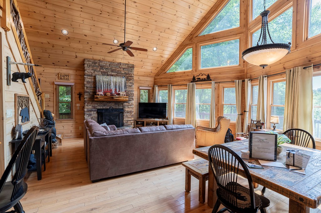 416402 Blairsville Residential