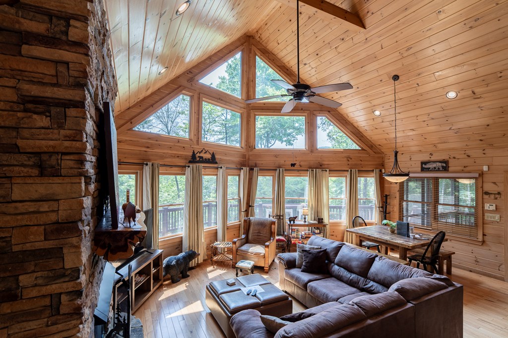 416402 Blairsville Residential