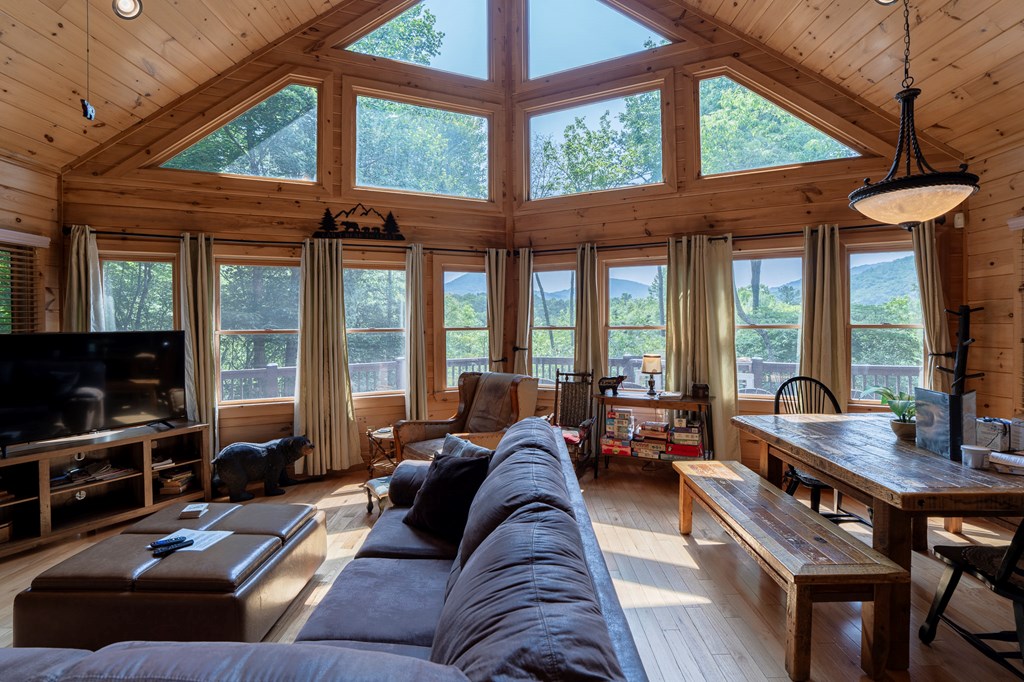 416402 Blairsville Residential