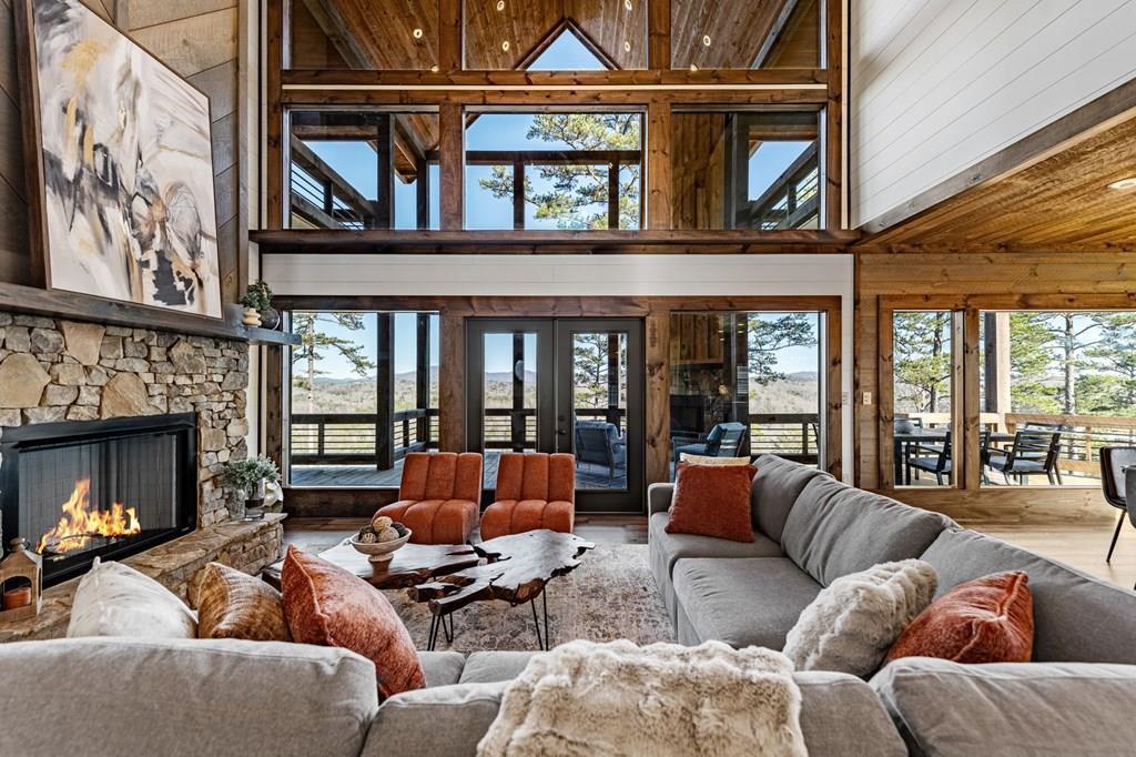 416415 Blue Ridge Residential
