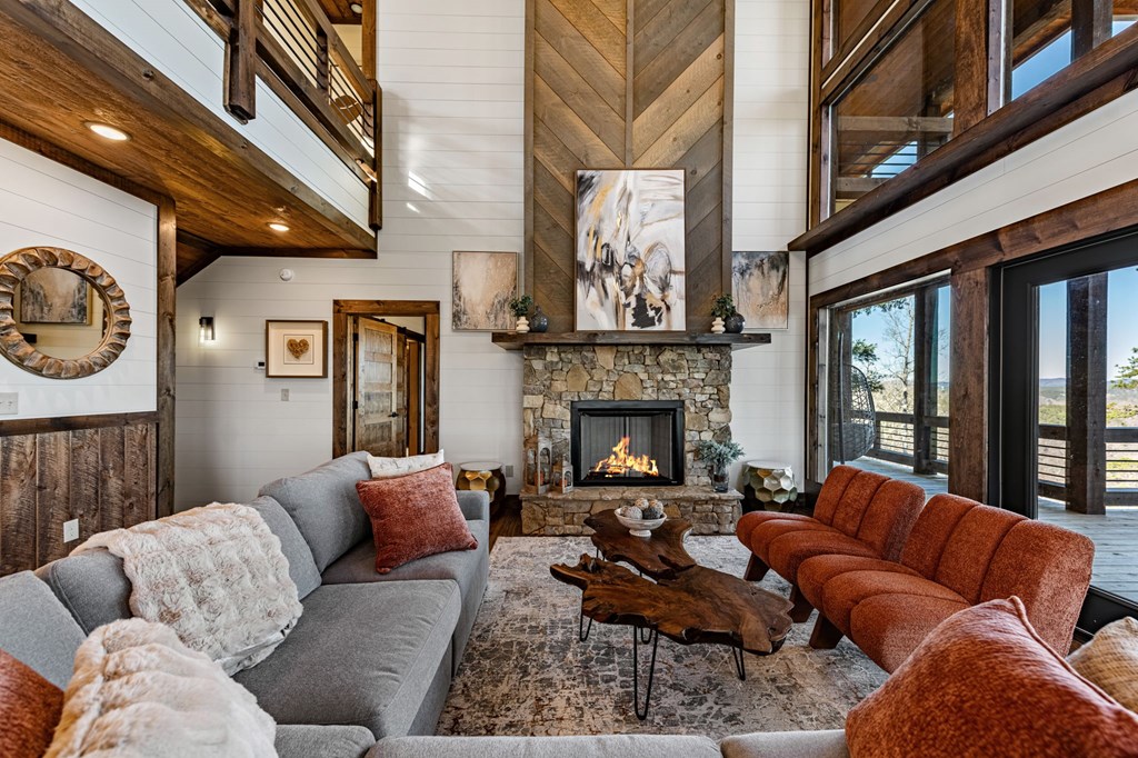 416415 Blue Ridge Residential