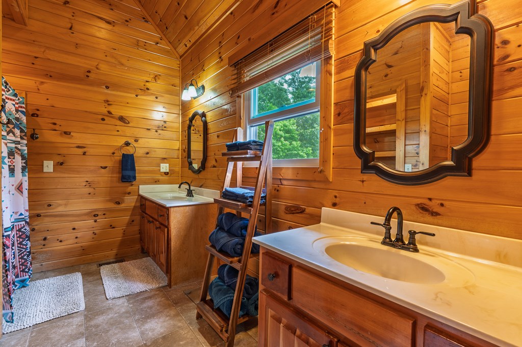 416423 Morganton Residential
