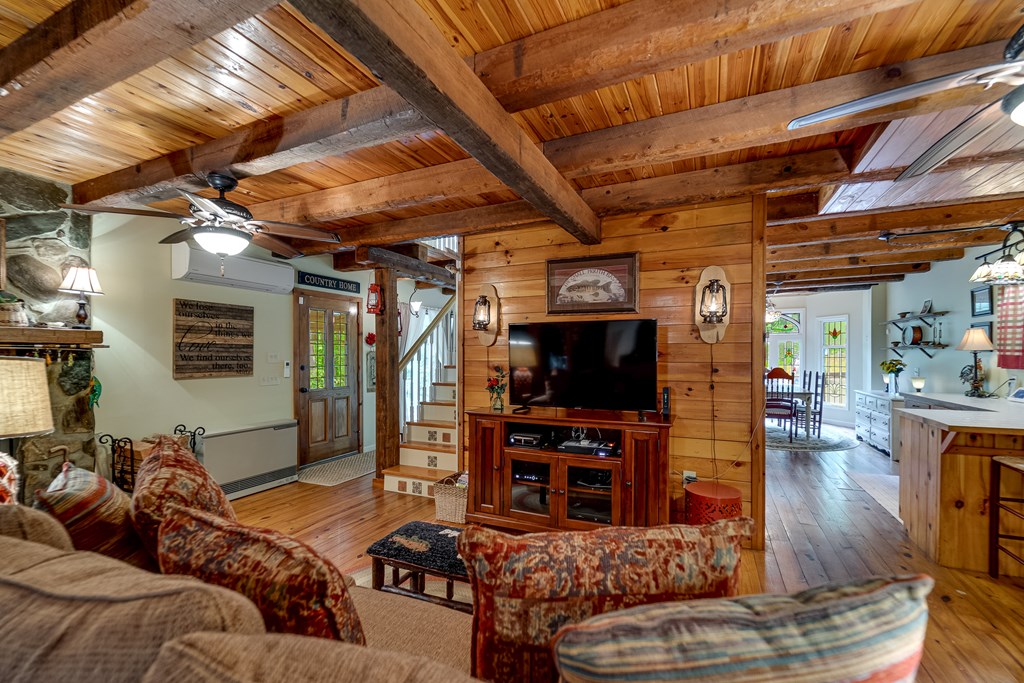 416431 Andrews Residential