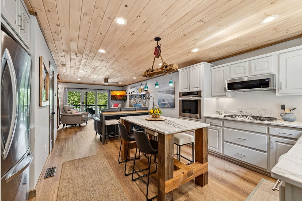 416471 Morganton Townhouse