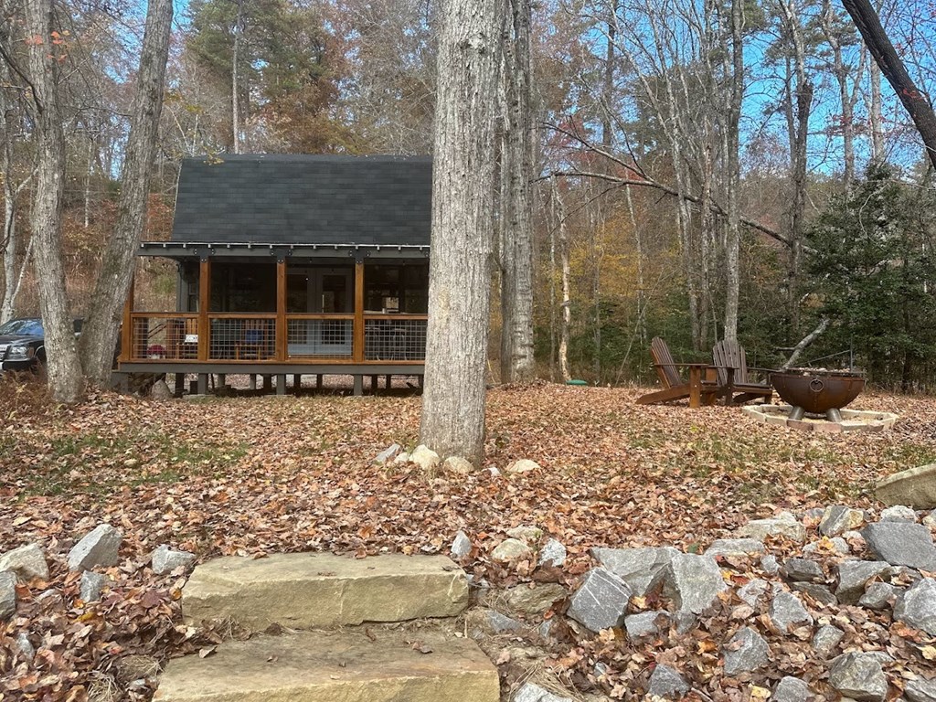 416475 Mineral Bluff Residential