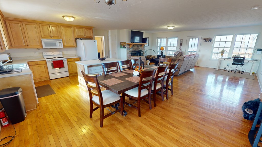 416483 Murphy Residential