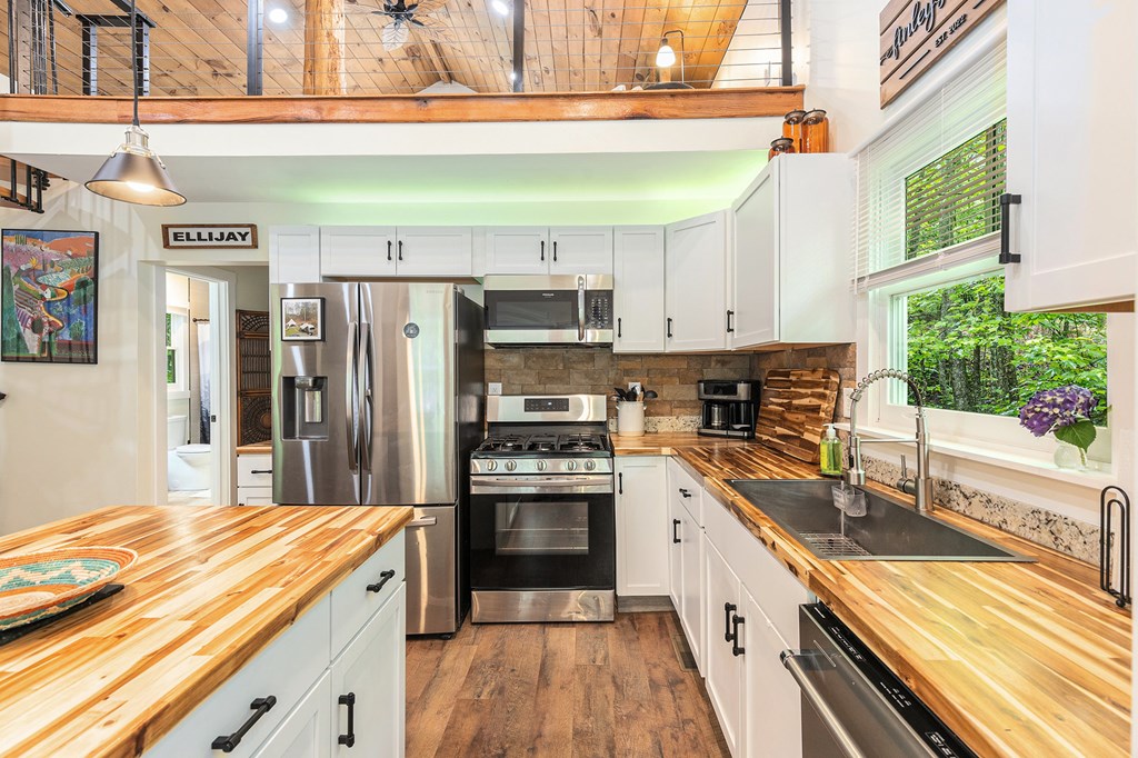 416486 Ellijay Residential