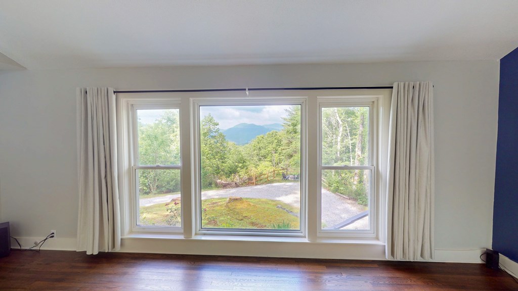 416489 Topton Residential
