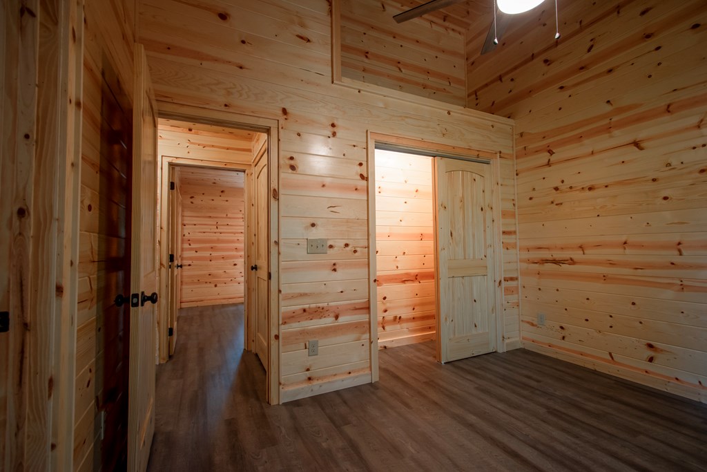 416490 Murphy Residential