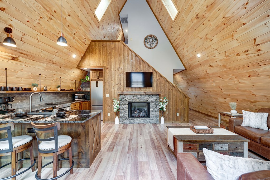 416500 Morganton Residential