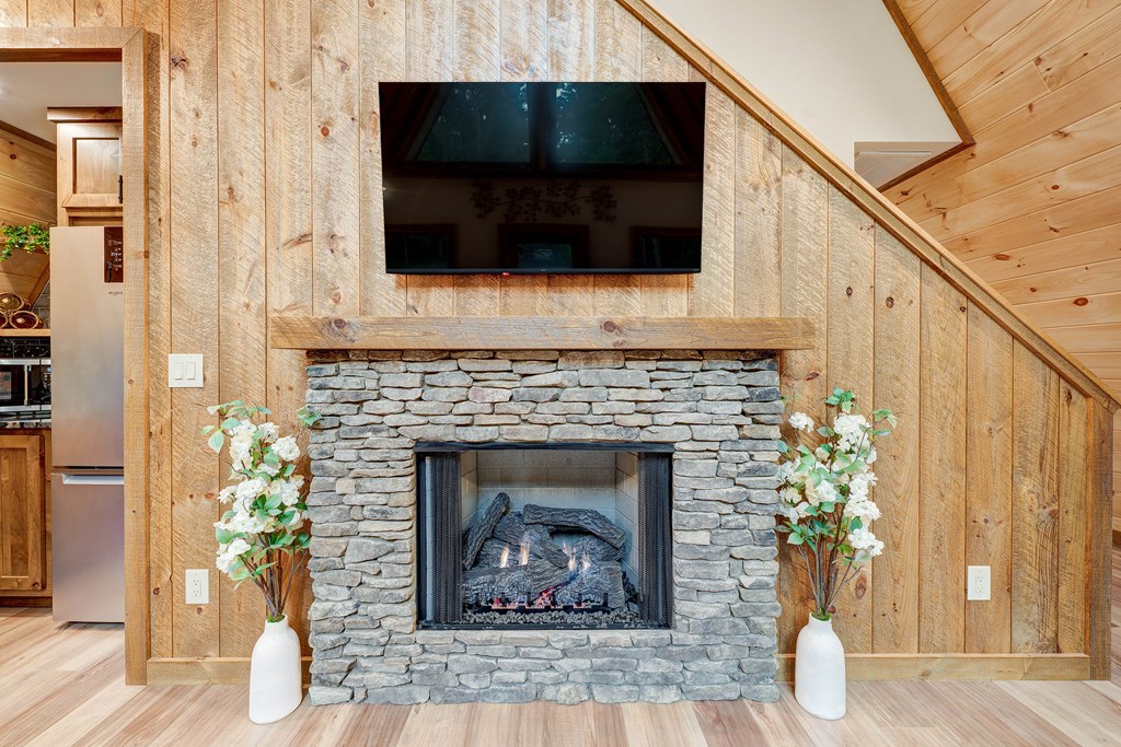 416500 Morganton Residential