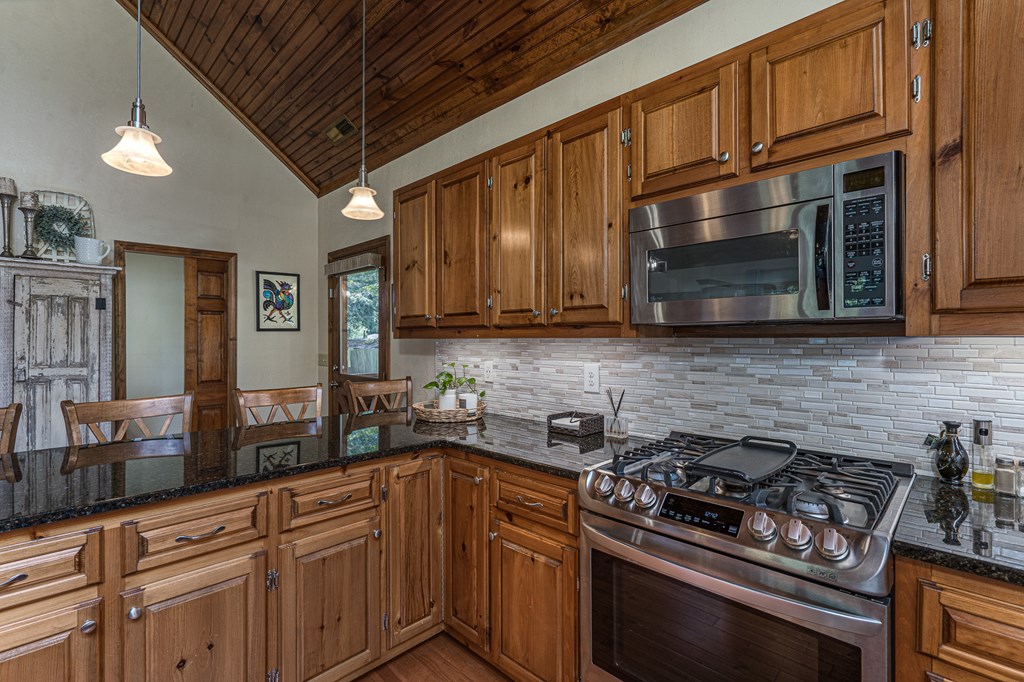416503 Murphy Residential