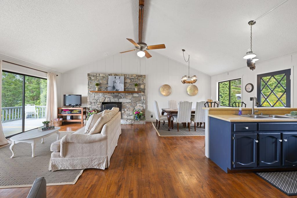 416510 Hiawassee Residential