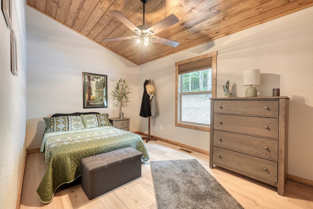 416516 Hayesville Residential